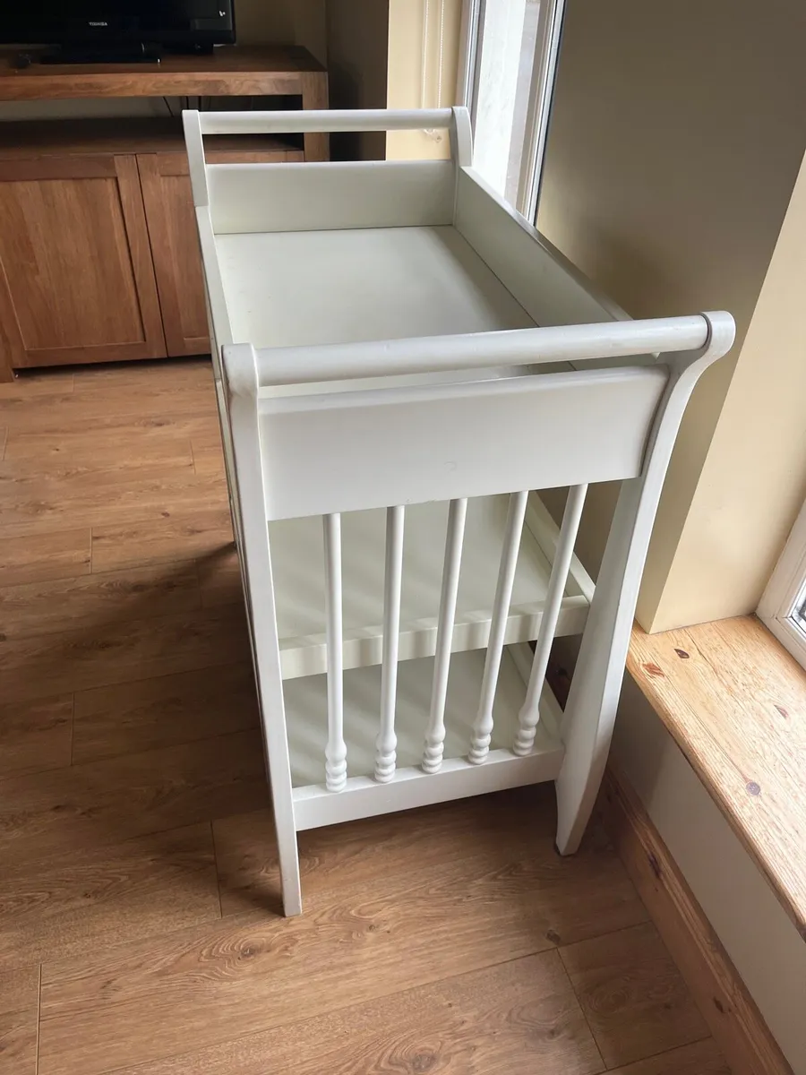 Baby Changing Unit - Image 2