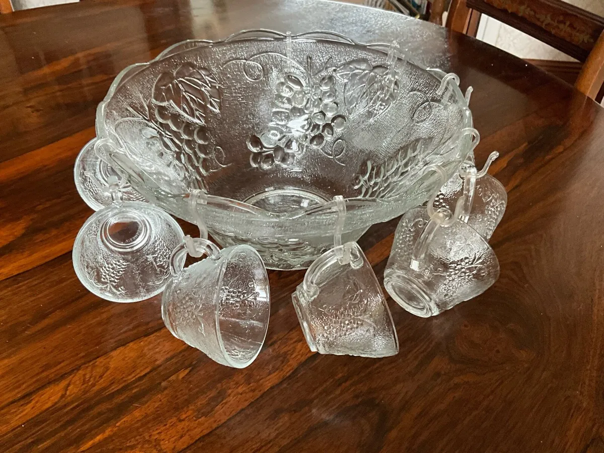 Vintage Punch Bowl Set - Image 2