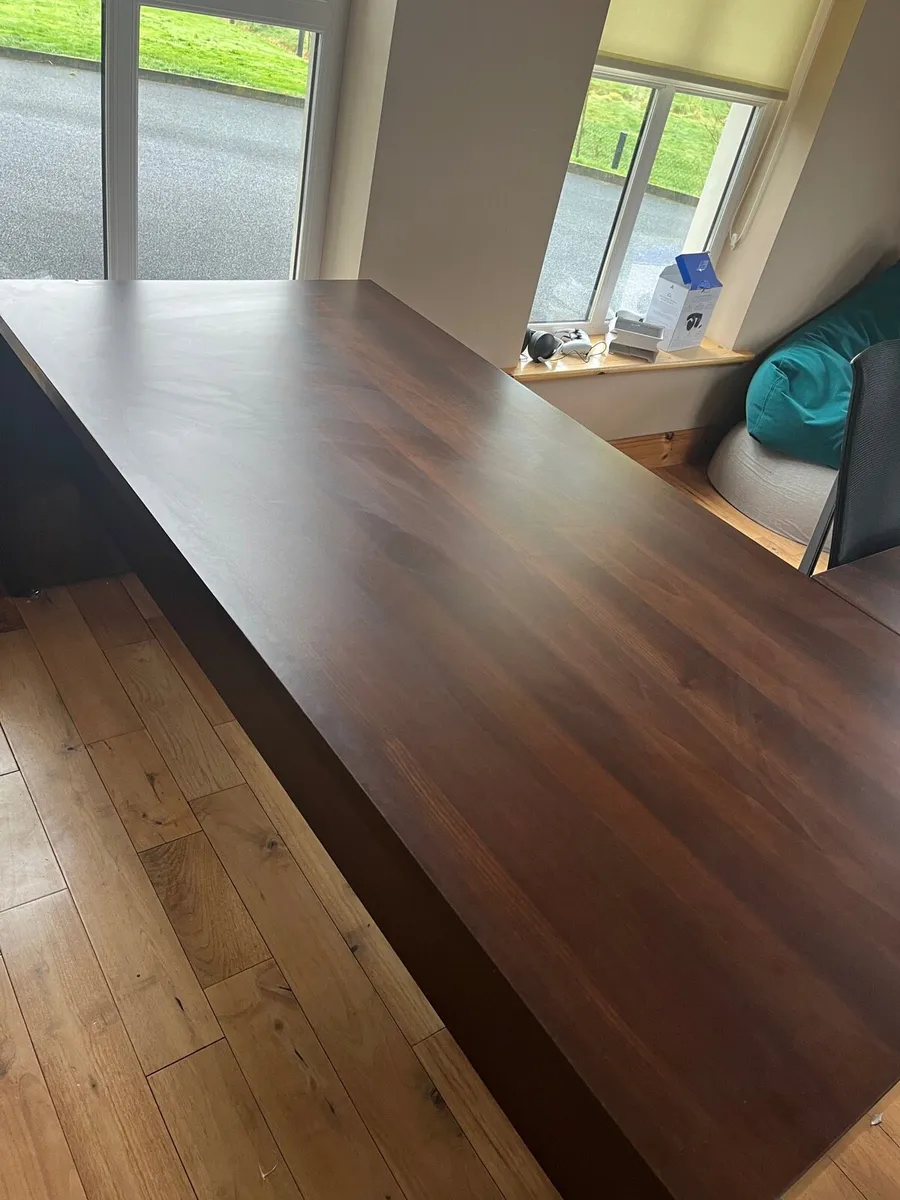 Desk - Image 4