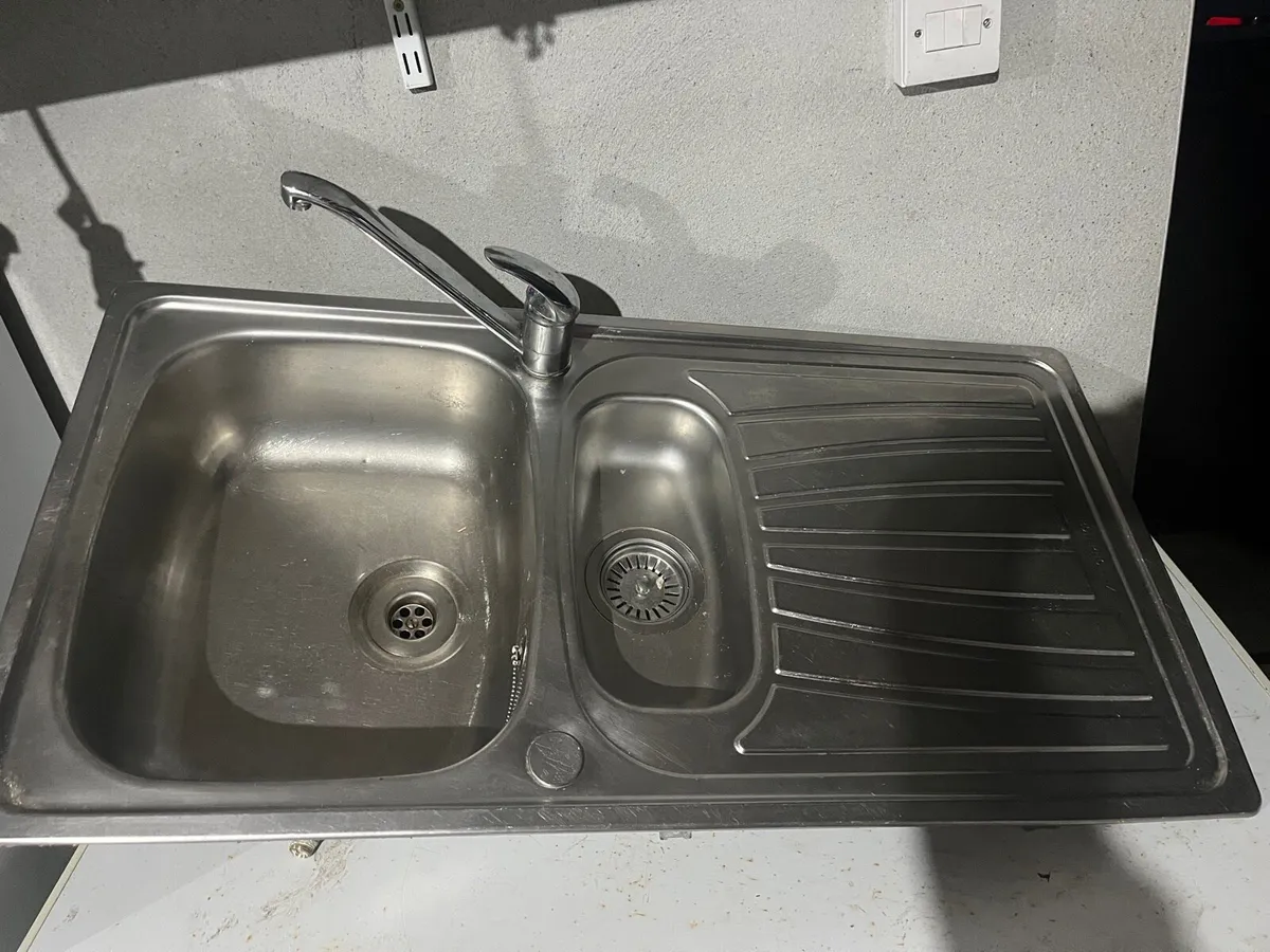 Kitchen sink