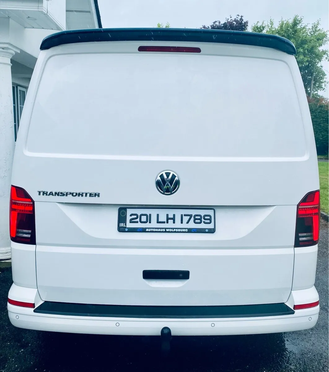 Volkswagen Transporter - Image 2