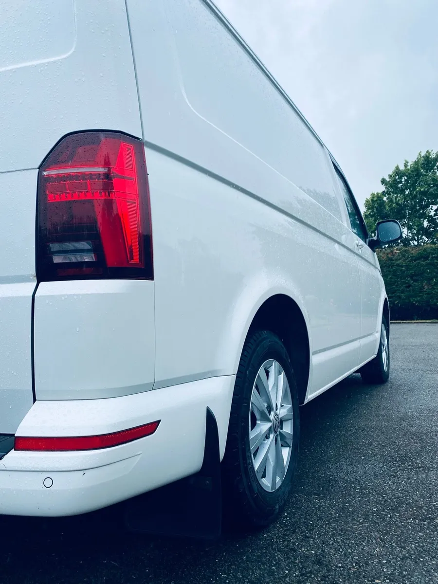 Volkswagen Transporter - Image 3