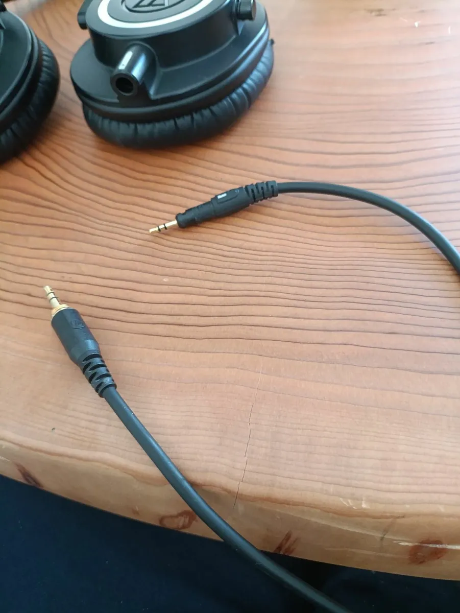 Audio technica m50x headphones - Image 2