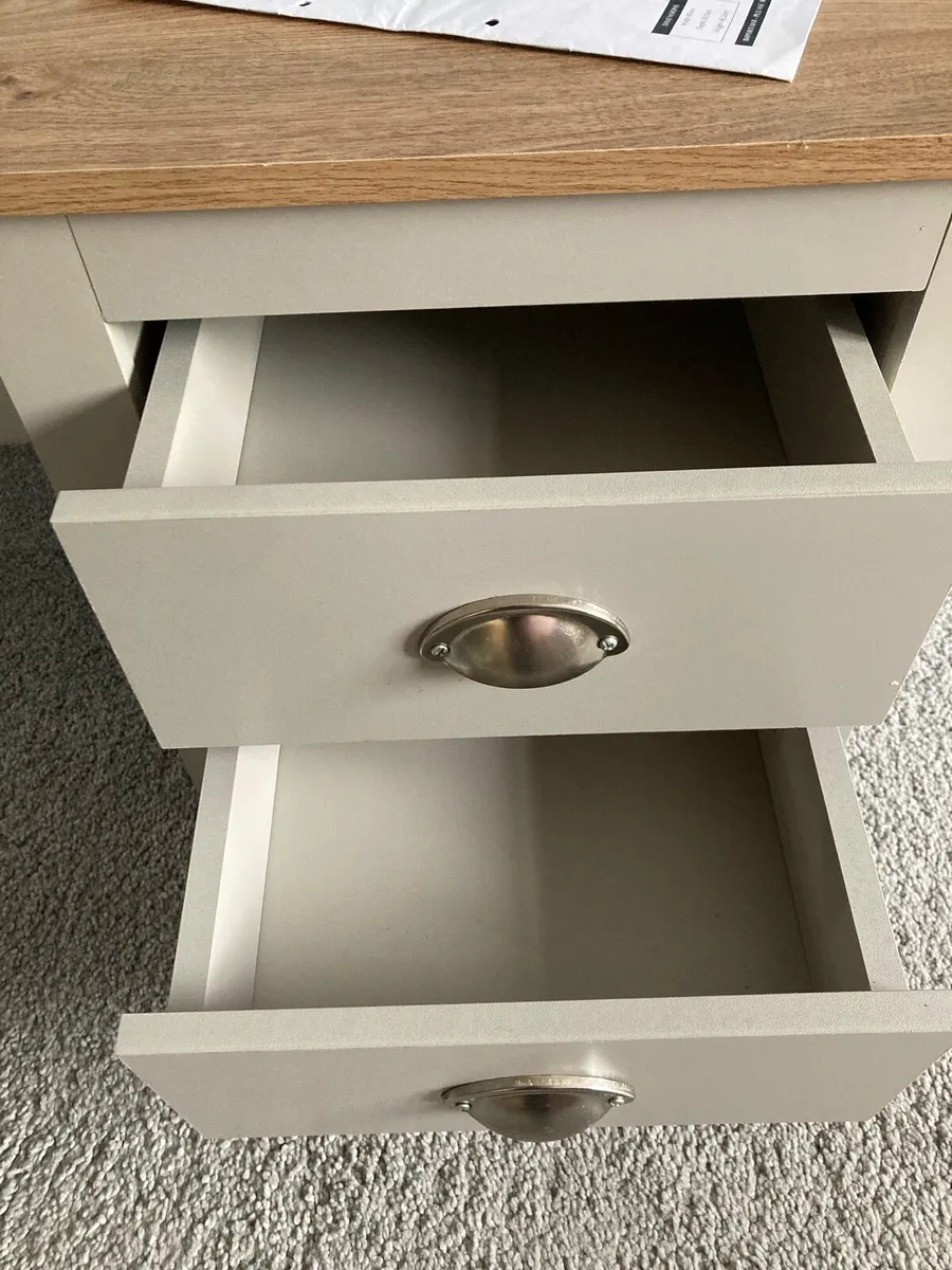 Locker - Image 3