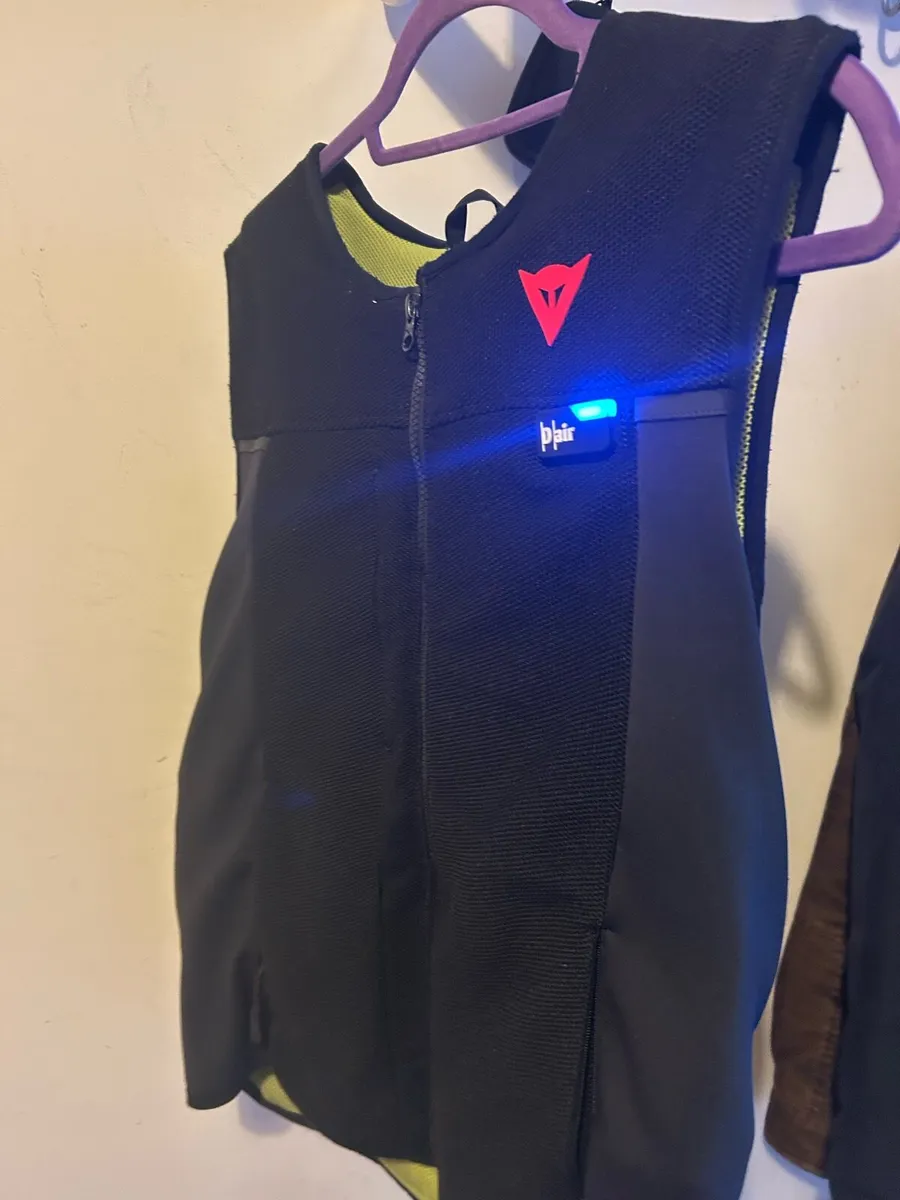 Dainese smart vest. - Image 2
