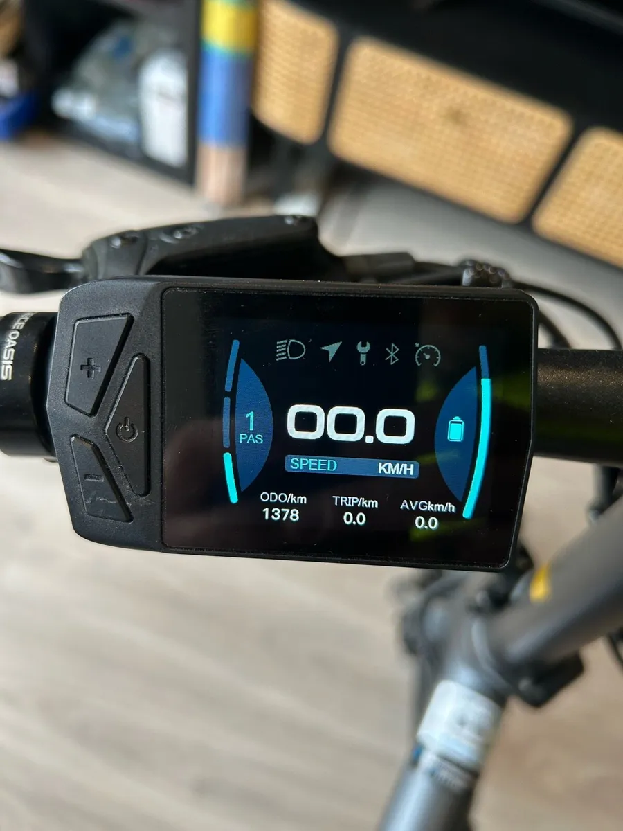 A Dece Oasis Folding electric bike - Image 3
