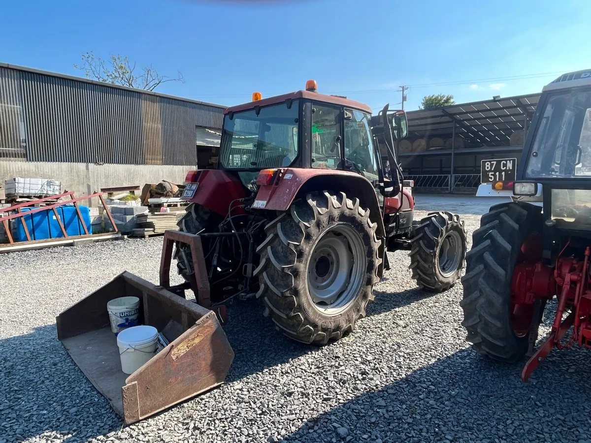 Case Tractor - CS86 - Image 4