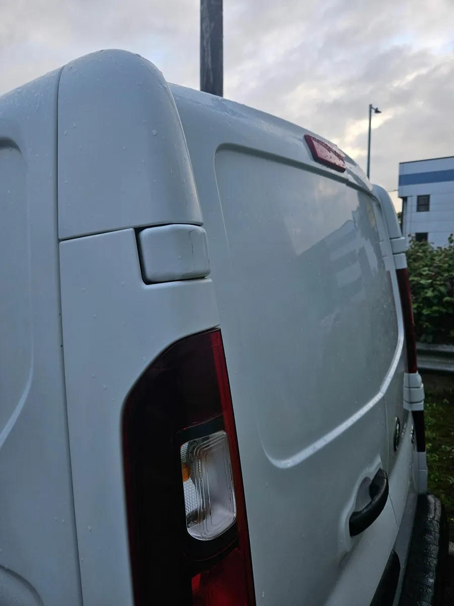 Vauxhall Vivaro 2016 - Image 4