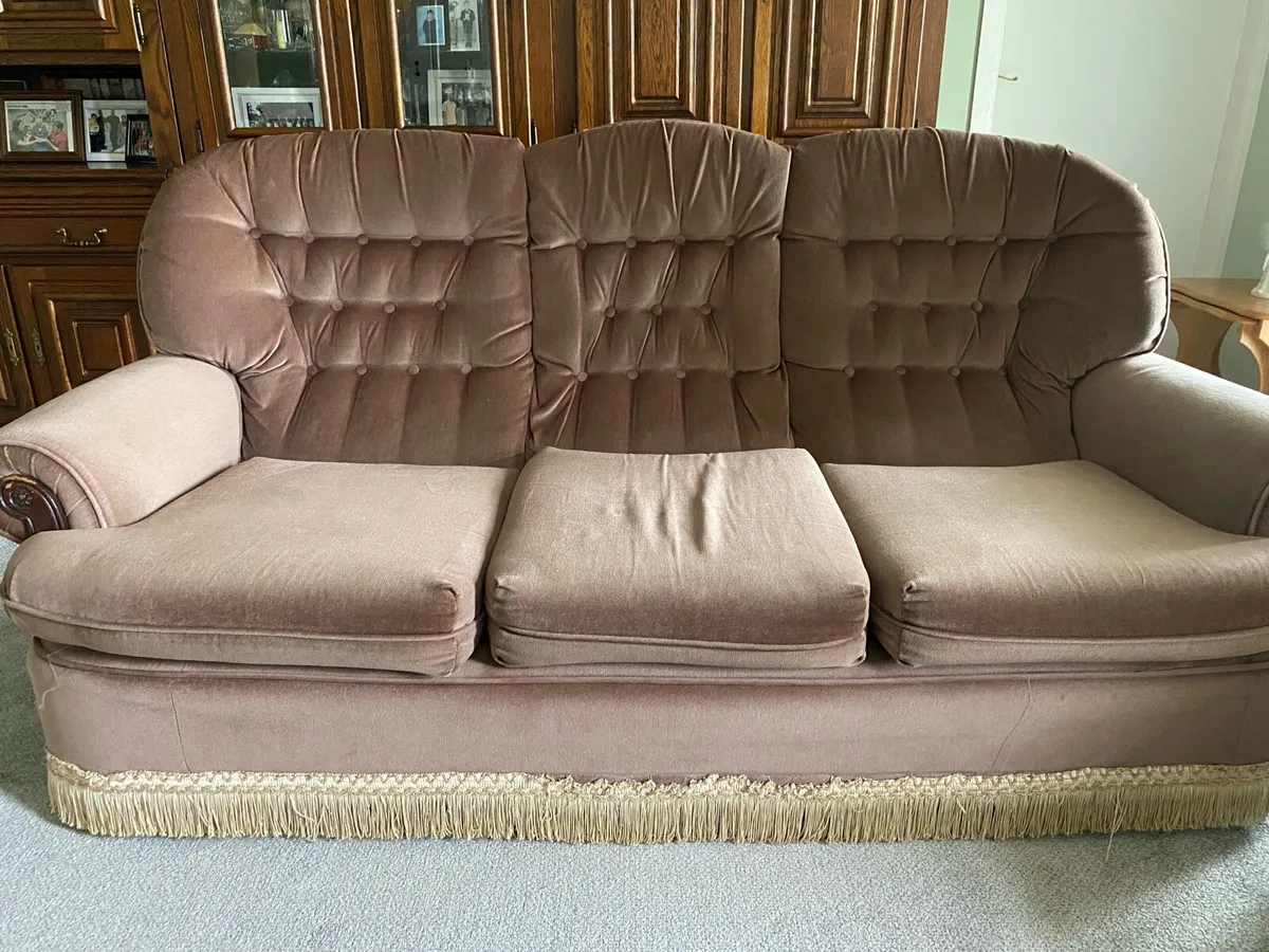 Sofa and 2 single armchairs - Image 1