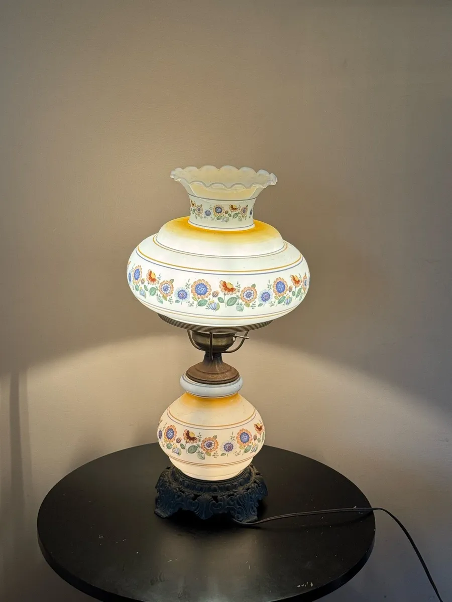 Antique lamp - Image 1