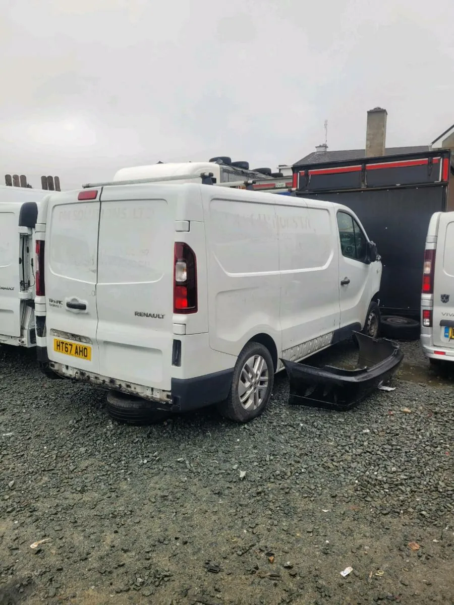 Renault traffic vivaro nv300 for breaking - Image 3