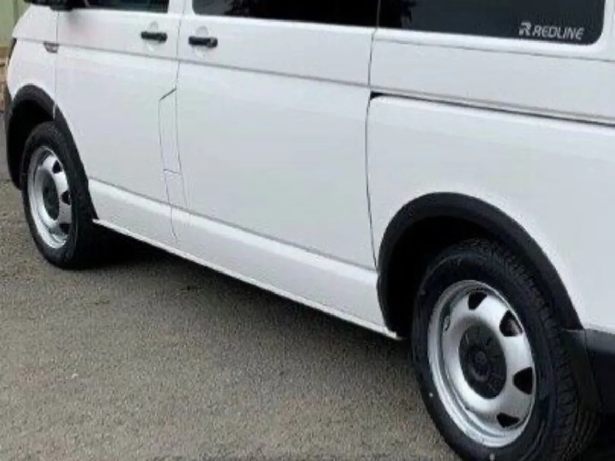 ** VW Transporter GENUINE  17” Steel Wheels  ** - Image 2
