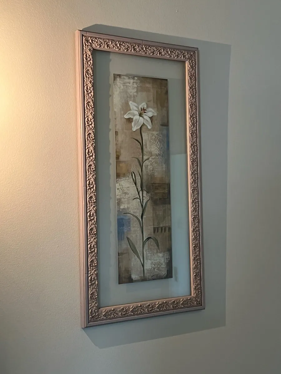 Pair of Vintage Framed Floral Prints - Image 2
