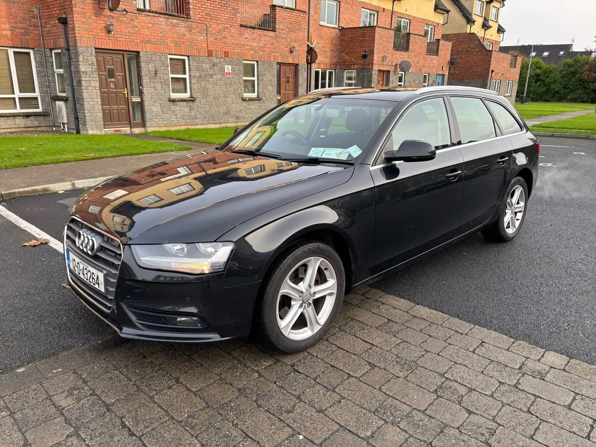 Audi A4 estate - Image 2