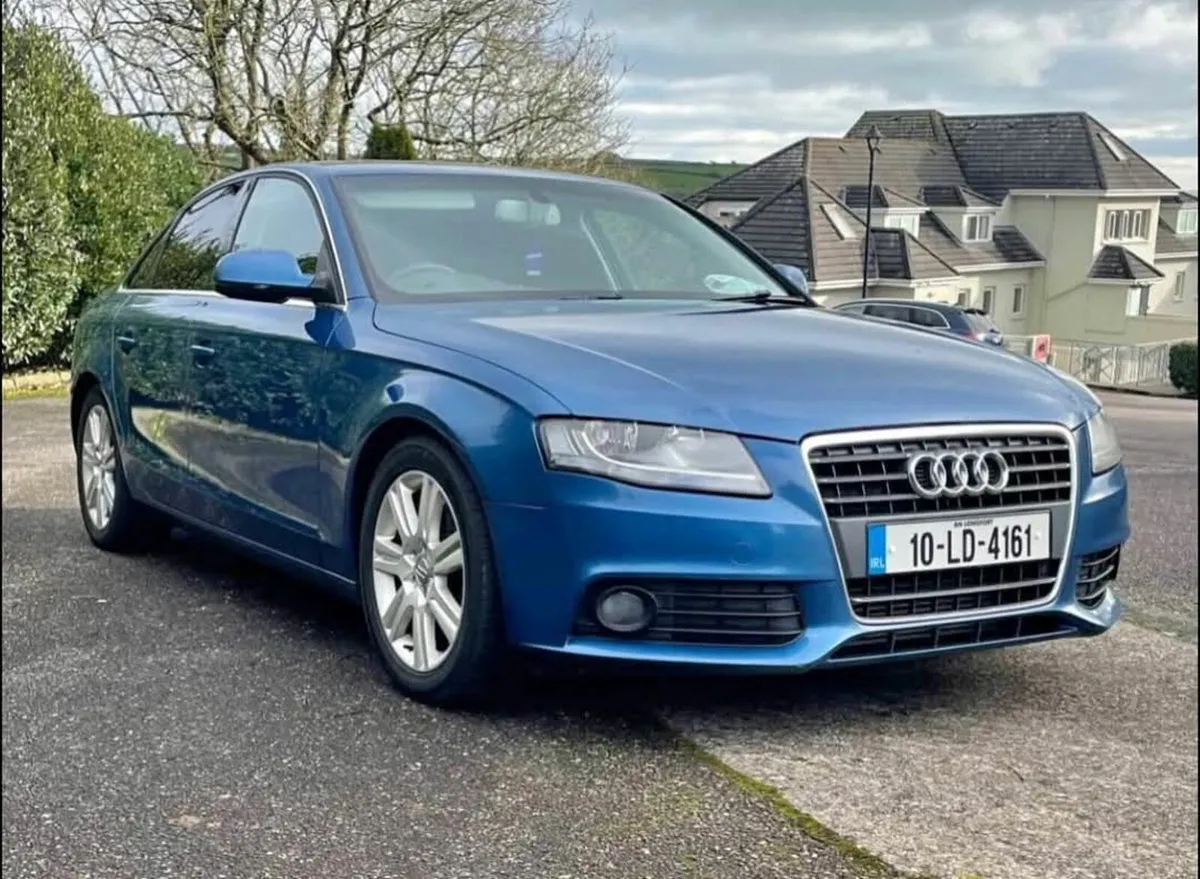 Audi A4 2010 - Image 1