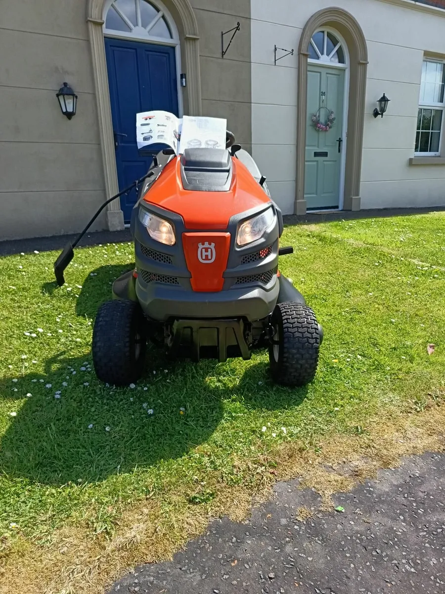 Husqvarna petrol ride on lawnmower - Image 1