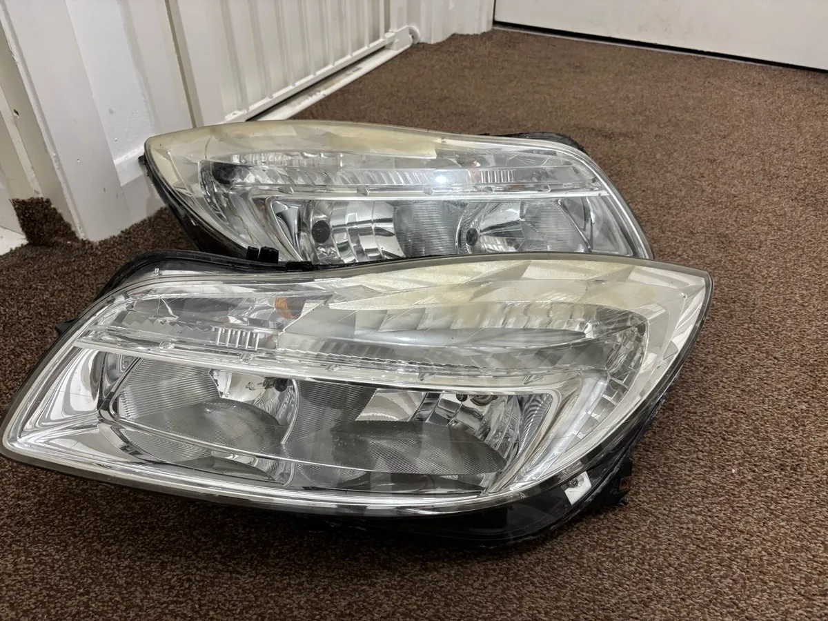 Refurbished Opel insignia Standard headlights 2011 - Image 4