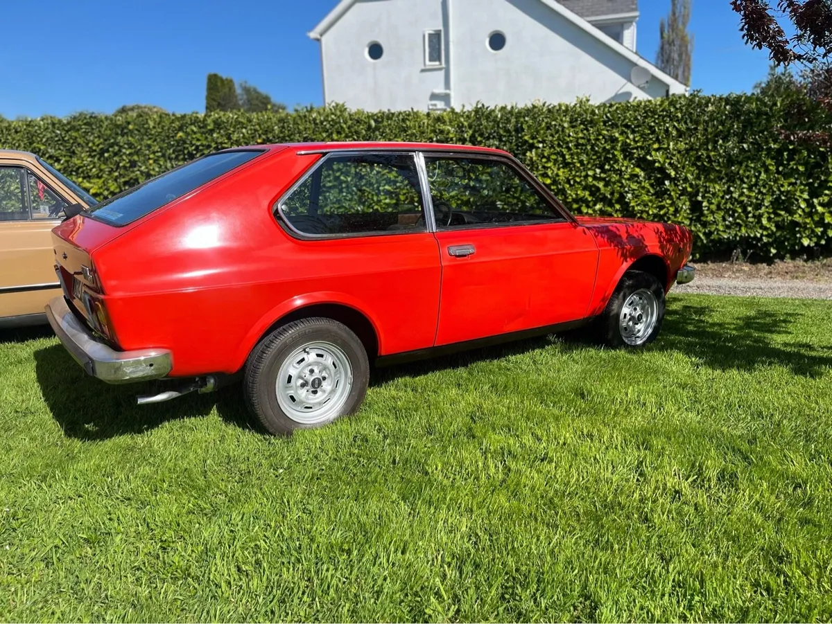 Fiat 128 3P 1977 - Image 2