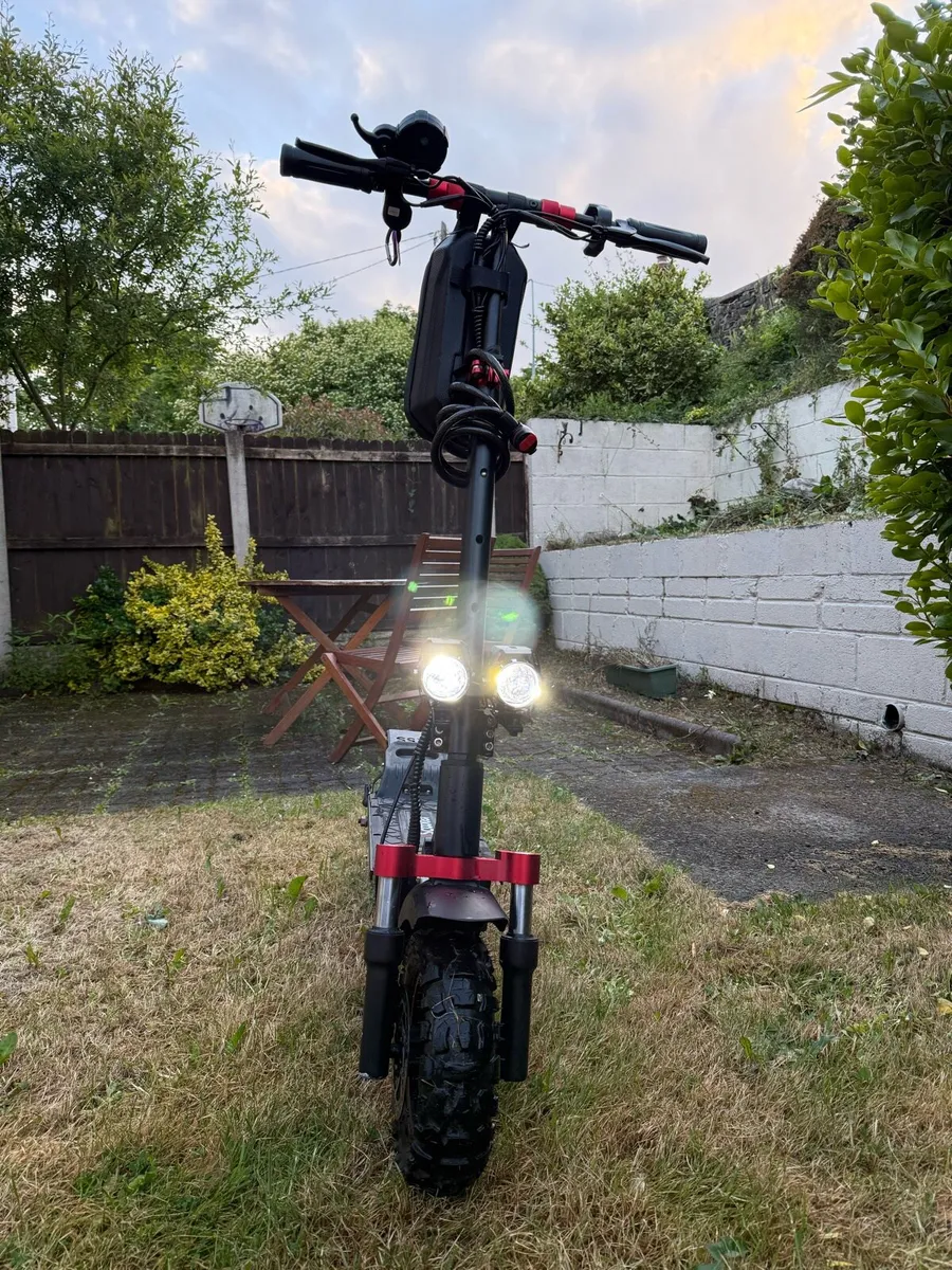 Electric scooter - Image 3
