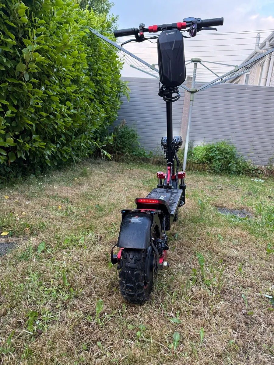 Electric scooter - Image 4