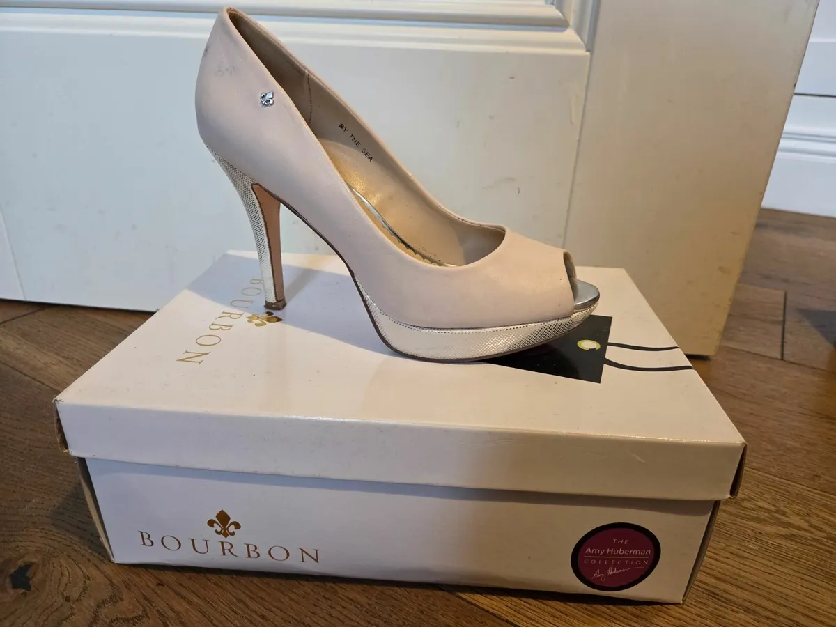 Amy Huberman Collection "by the sea"