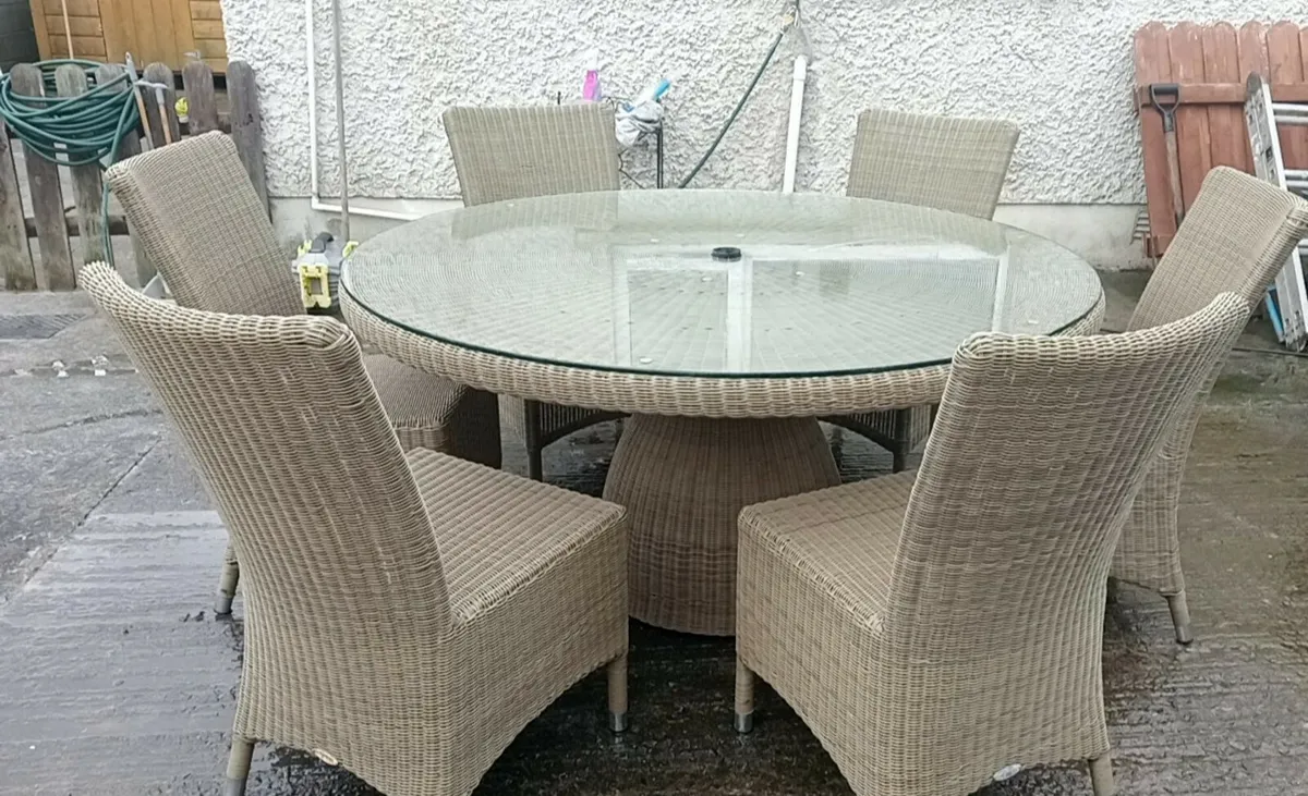 Neptune garden furniture - Image 1