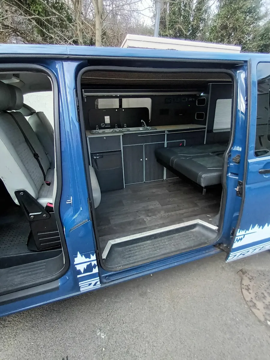 Car - Image 4