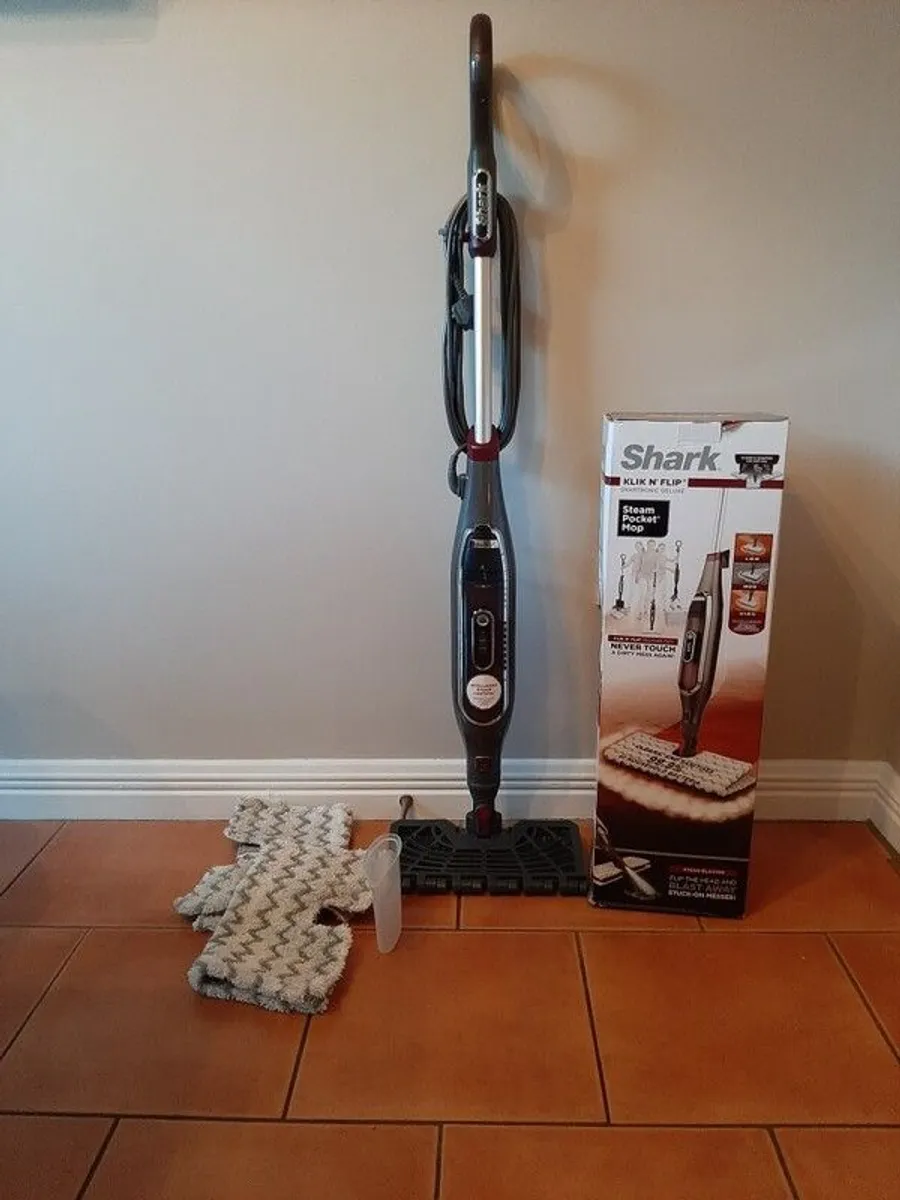 Shark kick n Flip steam mop - Image 1