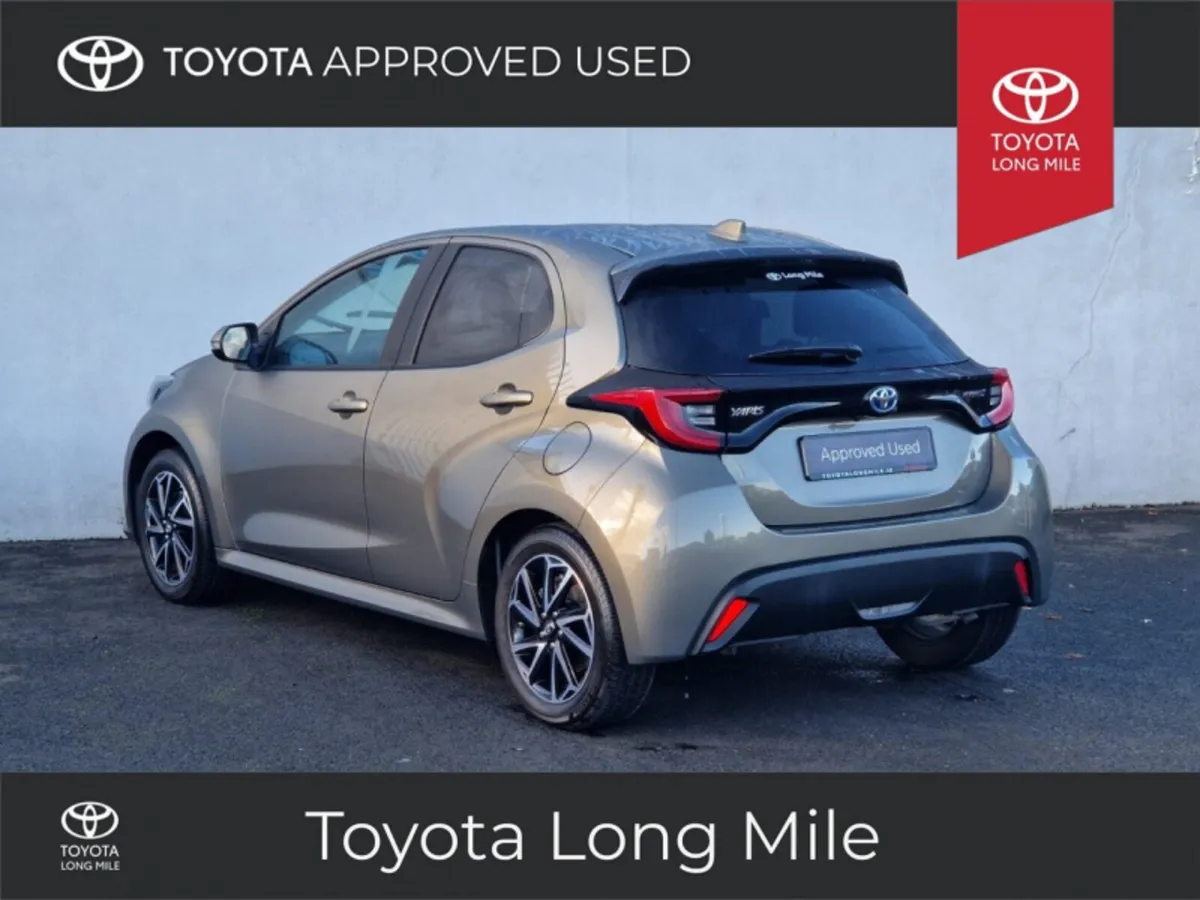Toyota Yaris 1.5 Hybrid Luna Sport 5dr - Image 3