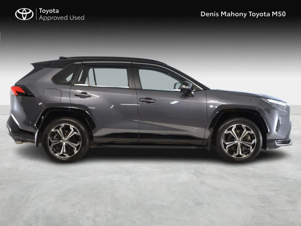 Toyota RAV4 Plug-In Hybrid Sport - Image 3