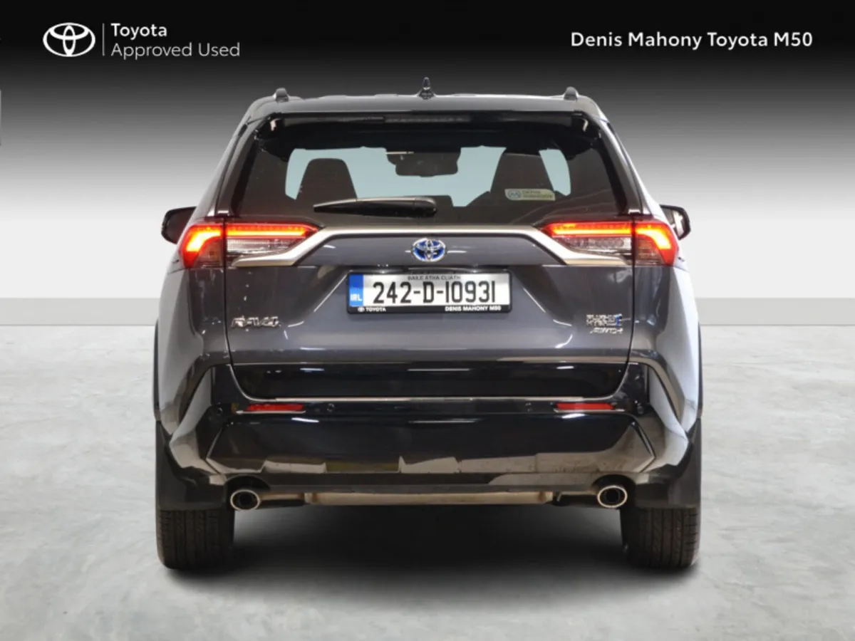 Toyota RAV4 Plug-In Hybrid Sport - Image 4