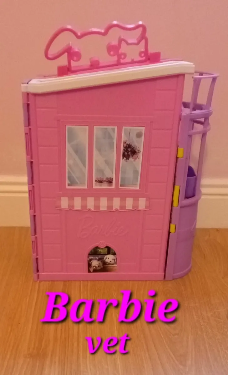 Barbie vet clinic - Image 1
