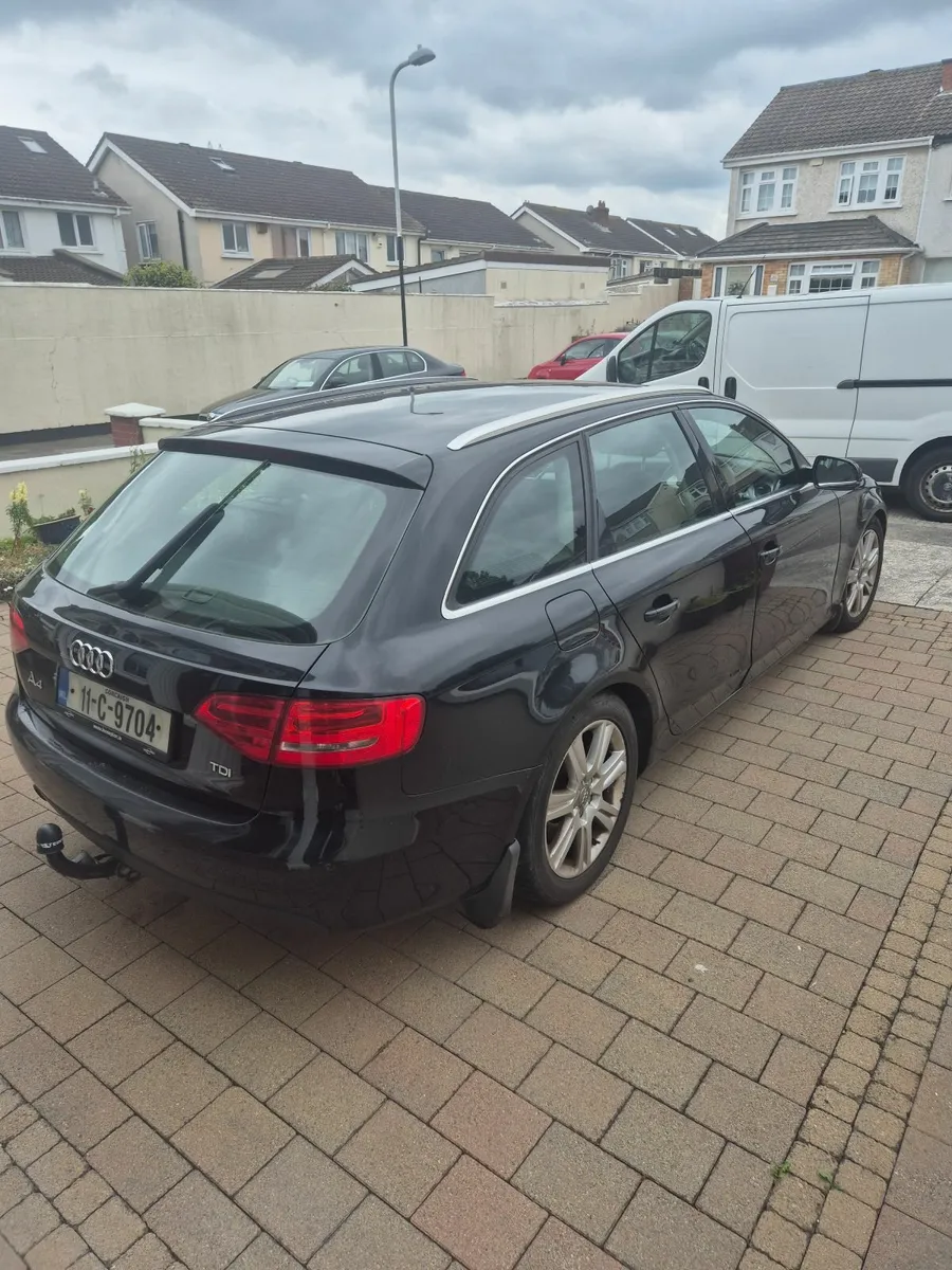 Audi A4 2011 - Image 2
