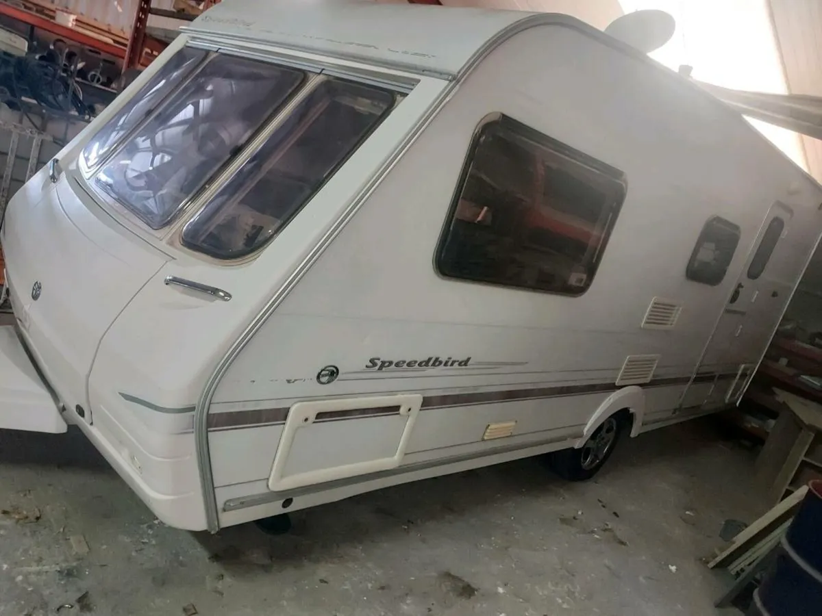 Caravan - Image 2