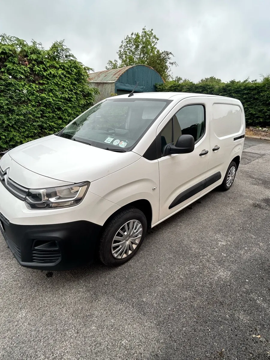 201 CITROEN BERLINGO VAN DIESEL - Image 1
