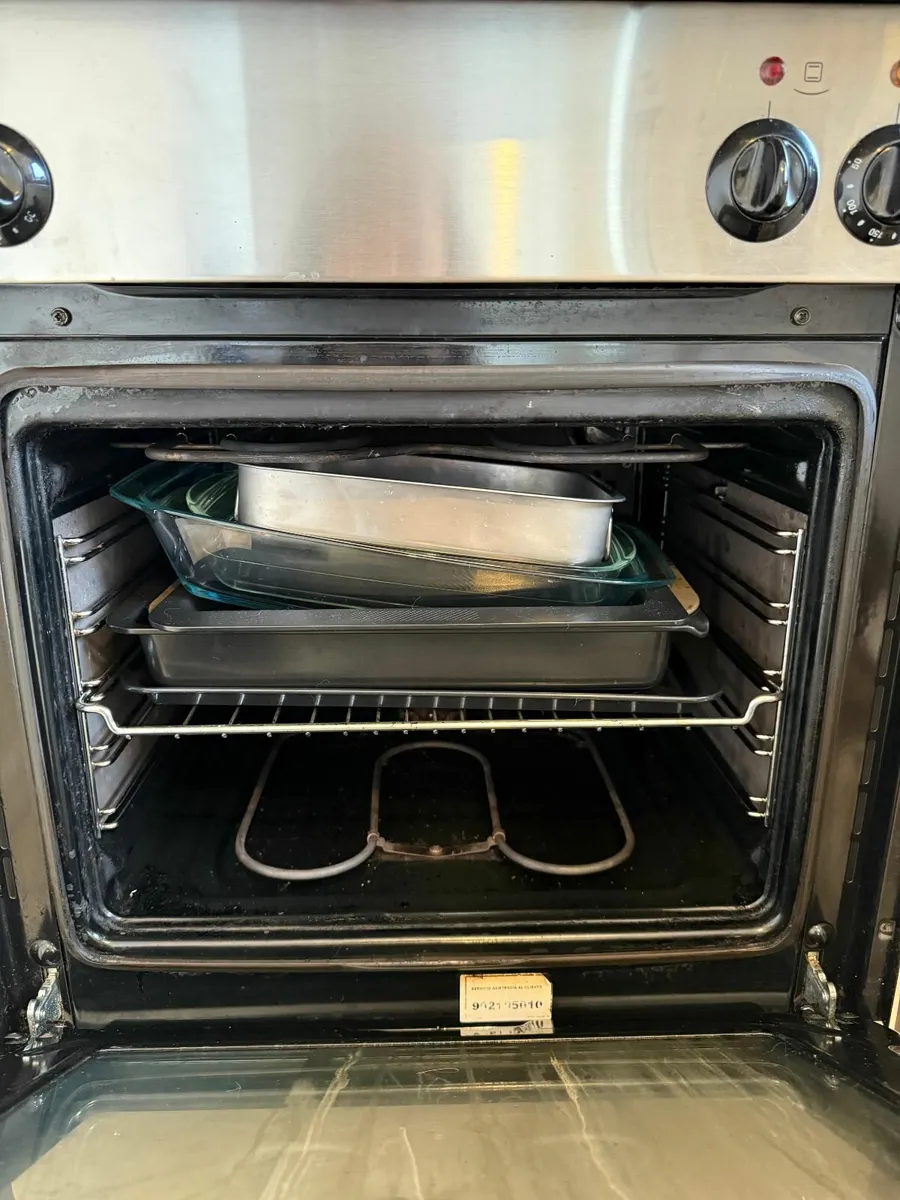 Built-in Oven, Hob & Extractor Fan Set - Black - Image 2