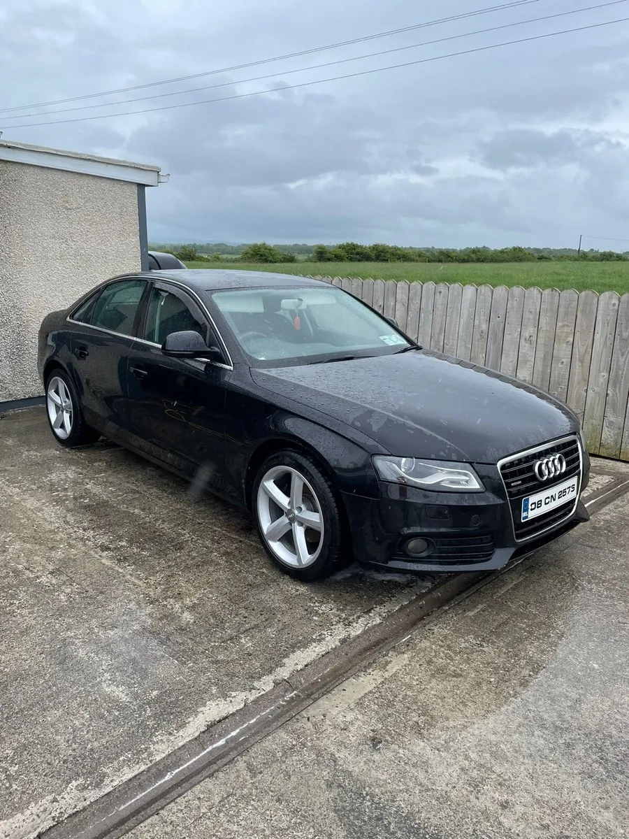 Audi A4 B8 - Image 1