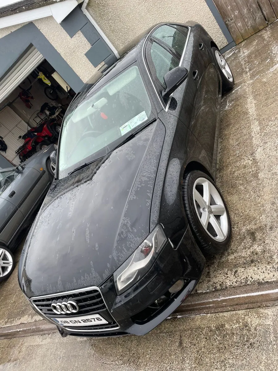 Audi A4 B8 - Image 2