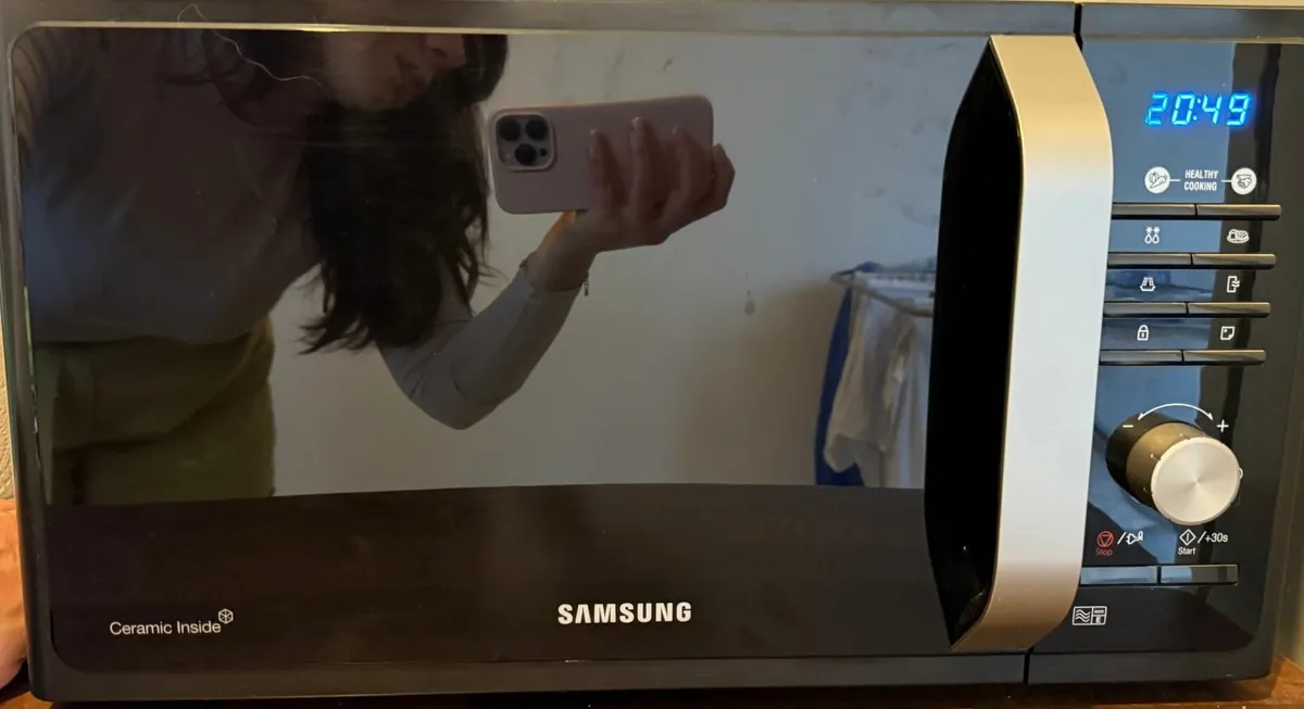 Samsung MS23F301TAK 23L Solo Microwave – Black - Image 1