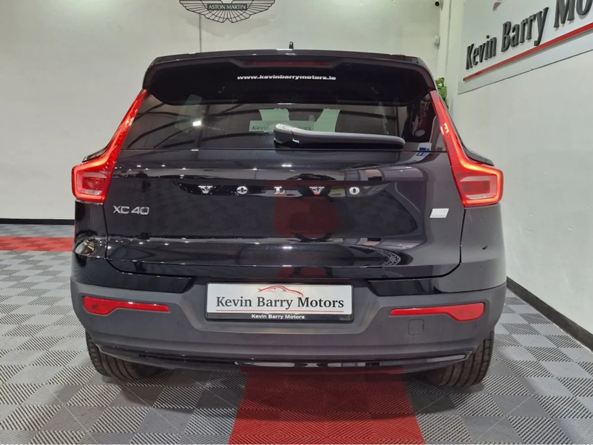 Volvo XC40  deposit Taken - Image 4