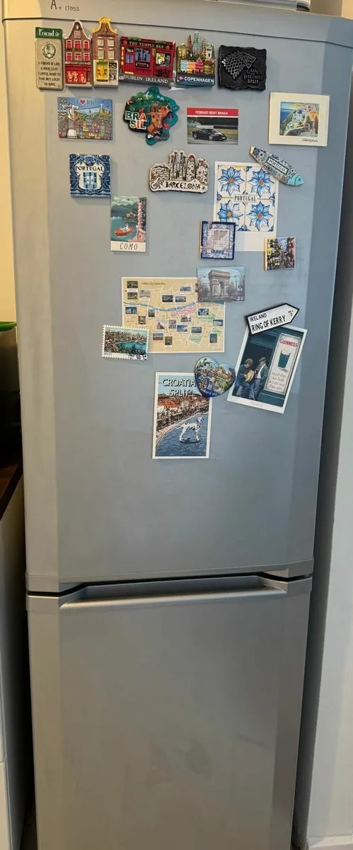 Hotpoint CS5713APS Fridge Freezer – Silver - Image 1