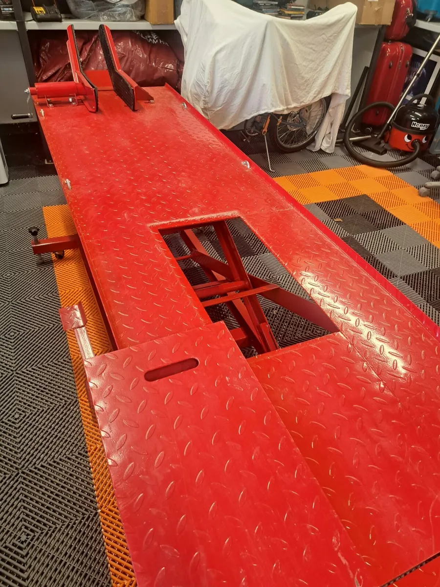 Hydraulic Bike Lift - Image 2