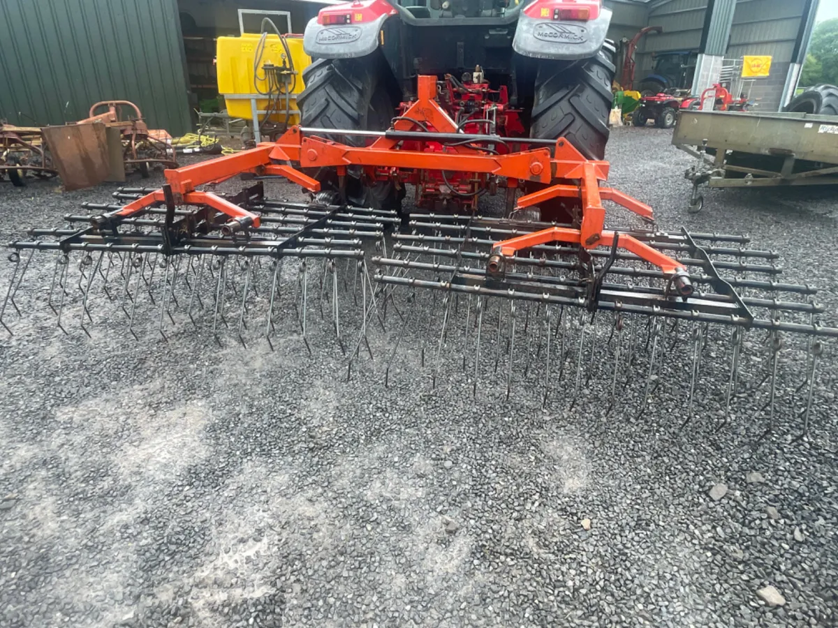 Quantock 4 metre grass tine Harrow - Image 3