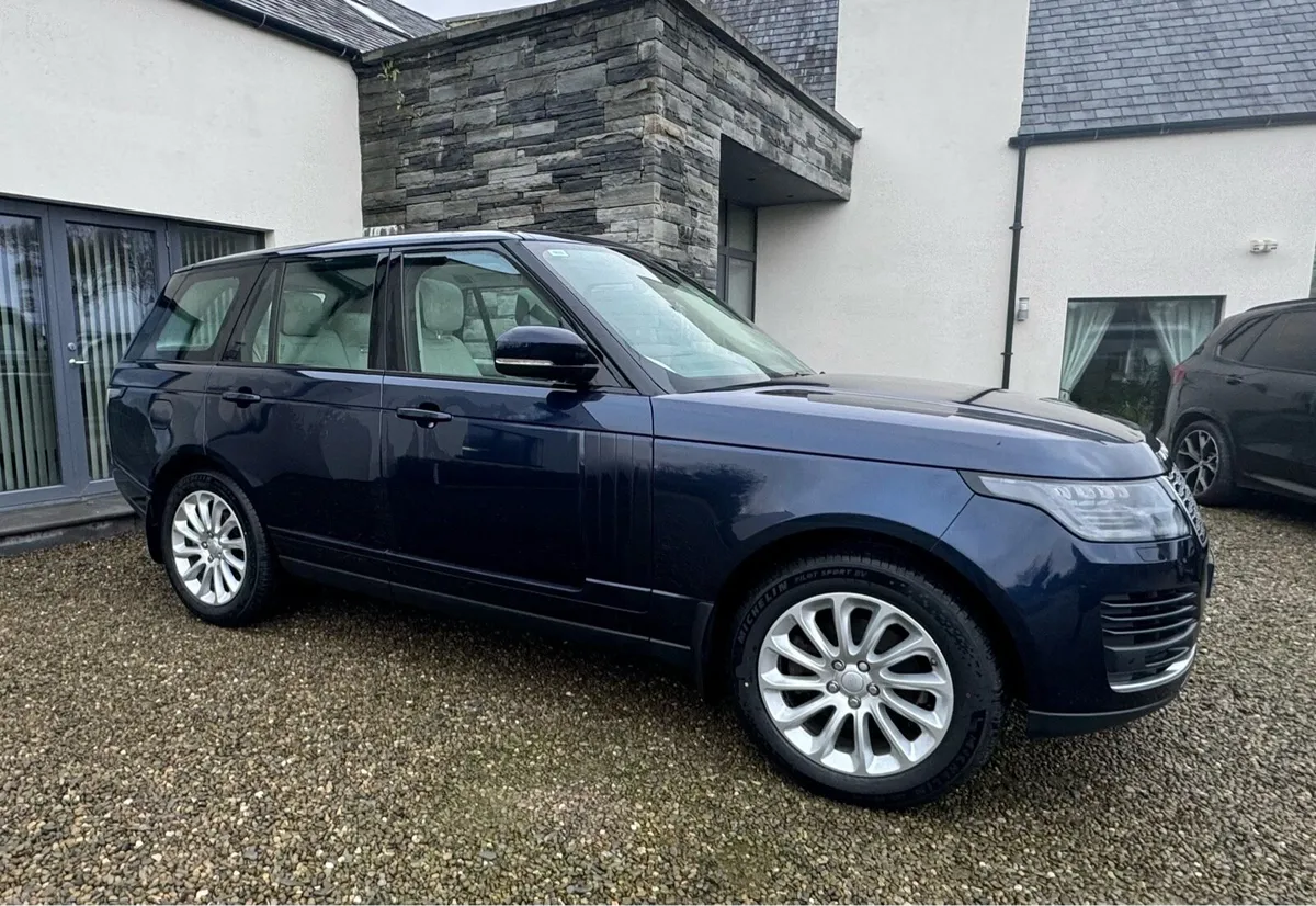 Range Rover Vogue SE - Image 2