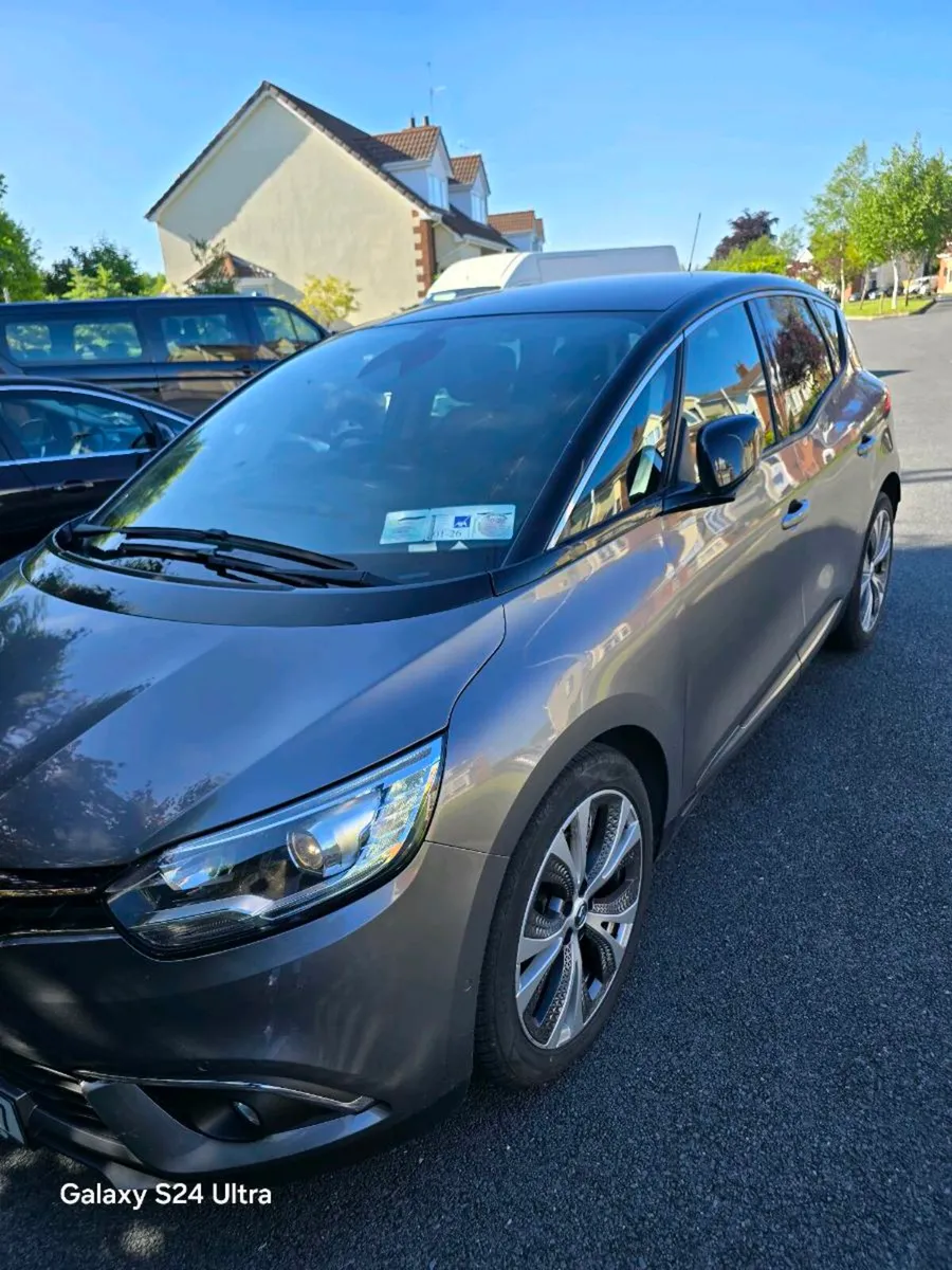 "Top of the range Renault Scenic 1.5D Glassroof " - Image 3