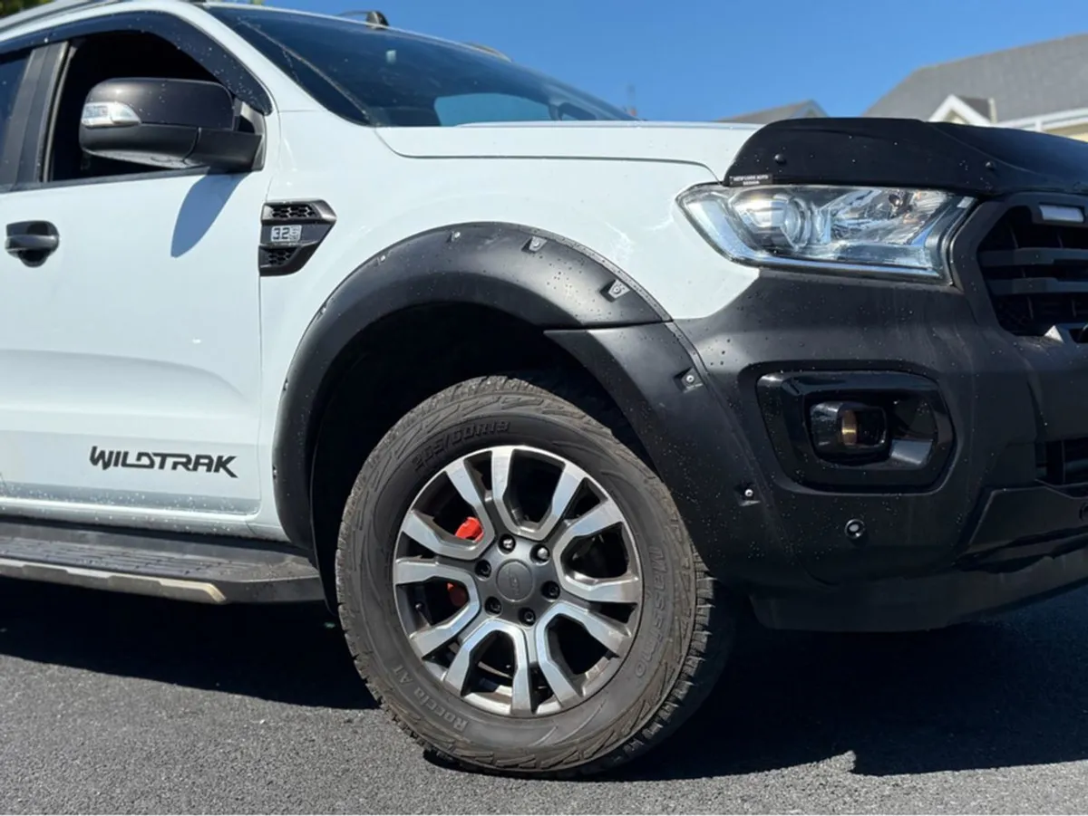 Ford Ranger Wildtrak 4X4 DCB T - Image 3