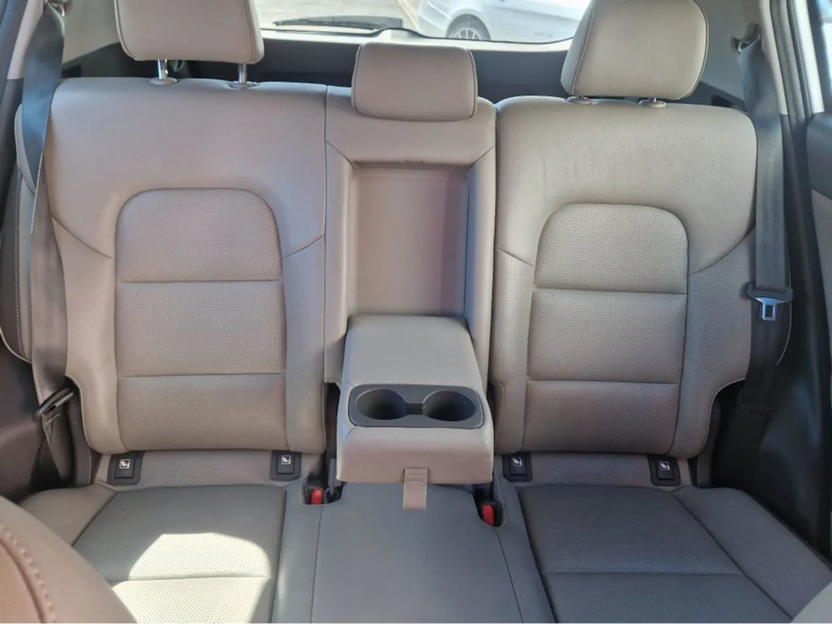Kia Sportage 1.7 Platinum 5DR - Image 4
