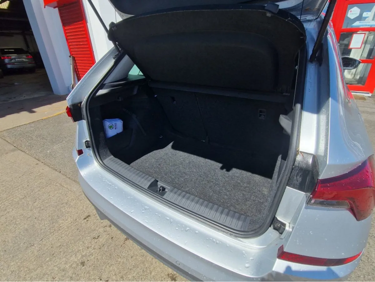 Skoda Kamiq Style 1.0 TSI 95bhp 4DR - Image 4