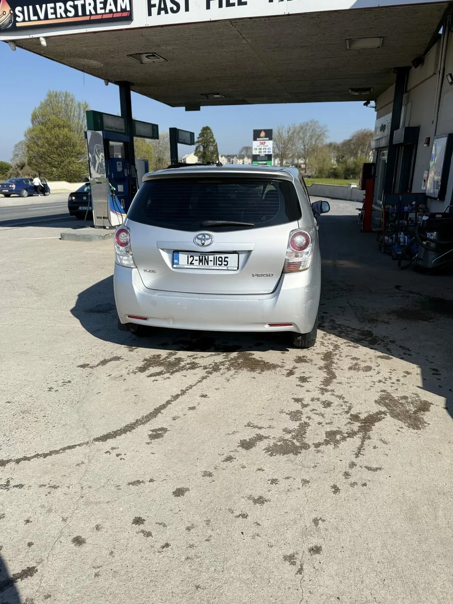 Toyota Verso 7seater 2L diesel - Image 2