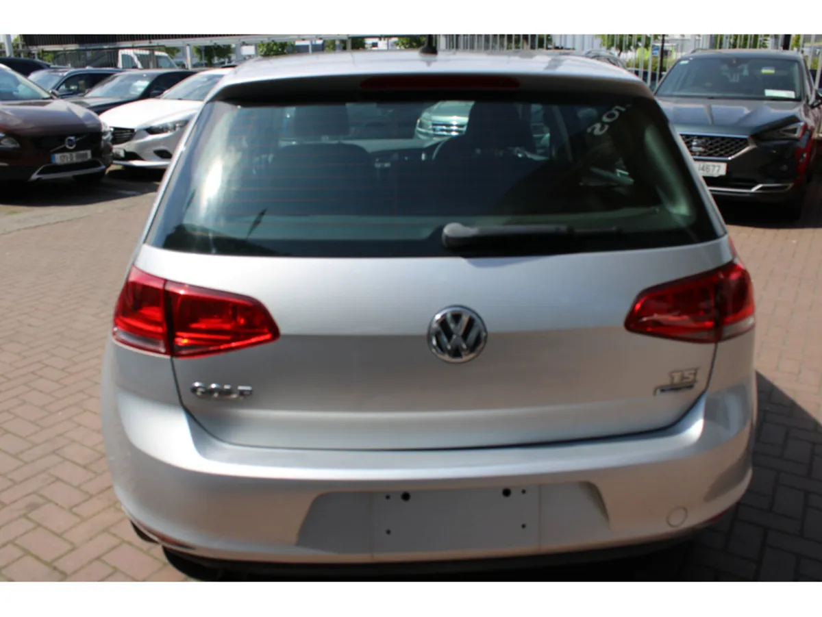 Volkswagen Golf 1.2 TSI COMFORTLINE PLUS 5DR HATCH - Image 2
